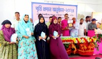 শিক্ষা সহায়তায় অনন্য দৃষ্টান্ত স্থাপন করল চকউলী হাইস্কুল অ্যালামনাই অ্যাসোসিয়...